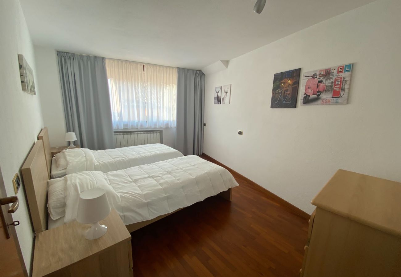 Ferienwohnung in Stresa - Stresa Centro modern apartment in the center of St