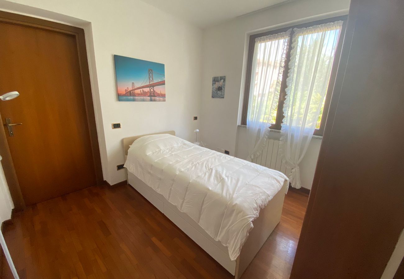 Ferienwohnung in Stresa - Stresa Centro modern apartment in the center of St