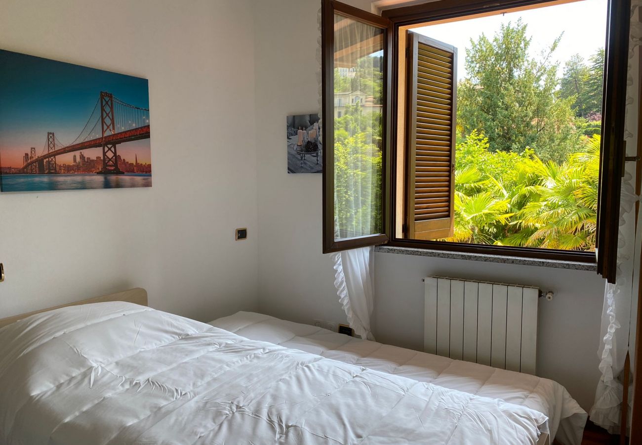 Ferienwohnung in Stresa - Stresa Centro modern apartment in the center of St