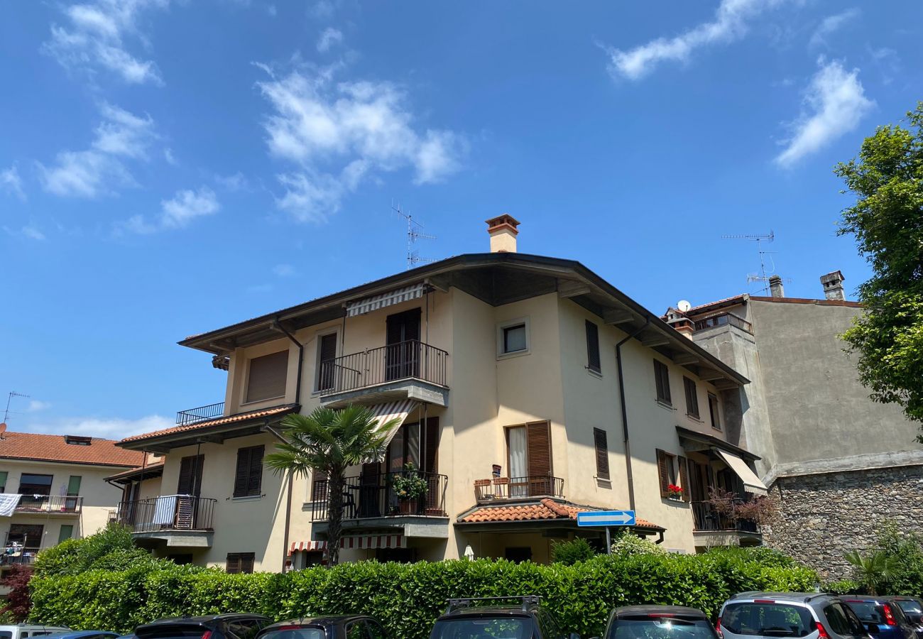 Ferienwohnung in Stresa - Stresa Centro modern apartment in the center of St