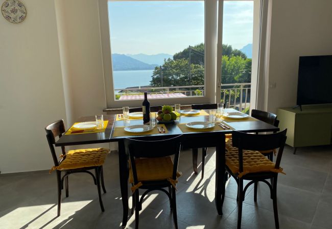 Ferienwohnung in Baveno - Rosa dei Venti apartment with lake view in Baveno Ferienwohnung in Baveno - Rosa dei Venti apartment with lake view in Baveno