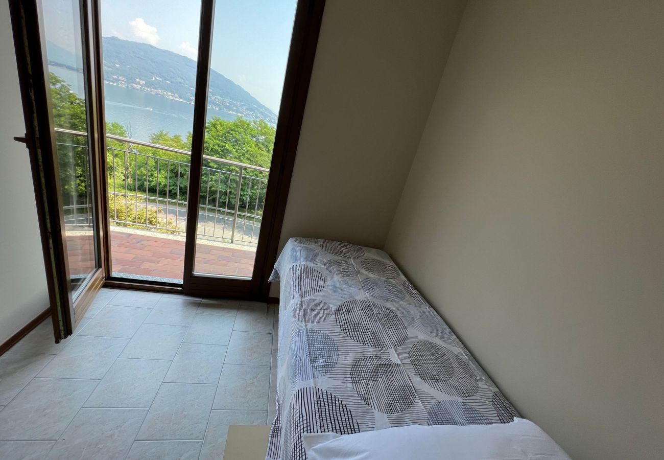 Ferienhaus in Baveno - Ortensia house with lake view and garden in Baveno