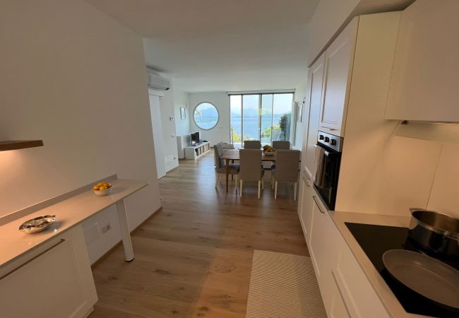 Ferienwohnung in Meina - Verbano Boutique Apartment in Meina with lake view Ferienwohnung in Meina - Verbano Boutique Apartment in Meina with lake view