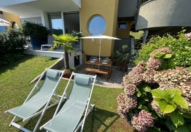 Ferienwohnung in Meina - Verbano Boutique Apartment in Meina with lake view Ferienwohnung in Meina - Verbano Boutique Apartment in Meina with lake view