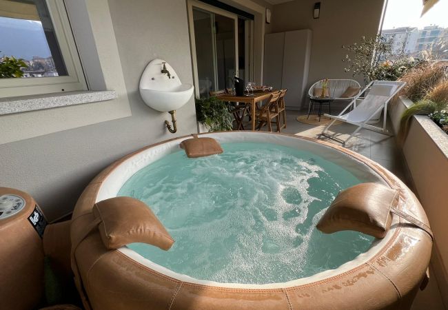 Ferienwohnung in Verbania - La Bollicina Boutique Apartment and Spa Ferienwohnung in Verbania - La Bollicina Boutique Apartment and Spa