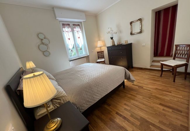 Ferienwohnung in Stresa - Miralago apartment with amazing lake view in Stres Ferienwohnung in Stresa - Miralago apartment with amazing lake view in Stres