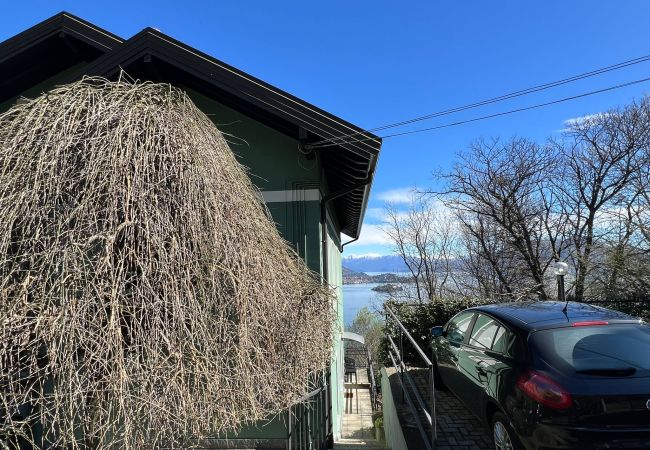 Ferienwohnung in Stresa - Miralago apartment with amazing lake view in Stres Ferienwohnung in Stresa - Miralago apartment with amazing lake view in Stres