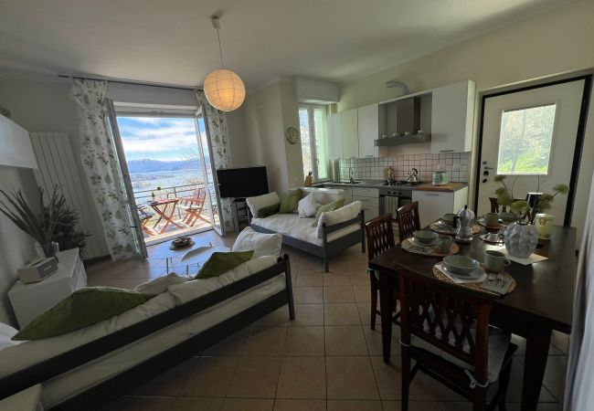 Ferienwohnung in Stresa - Miralago apartment with amazing lake view in Stres Ferienwohnung in Stresa - Miralago apartment with amazing lake view in Stres