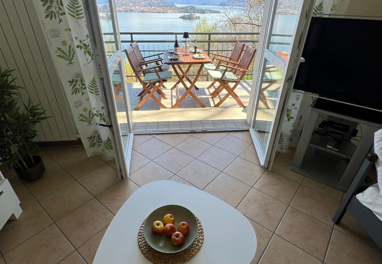 Ferienwohnung in Stresa - Miralago apartment with amazing lake view in Stres