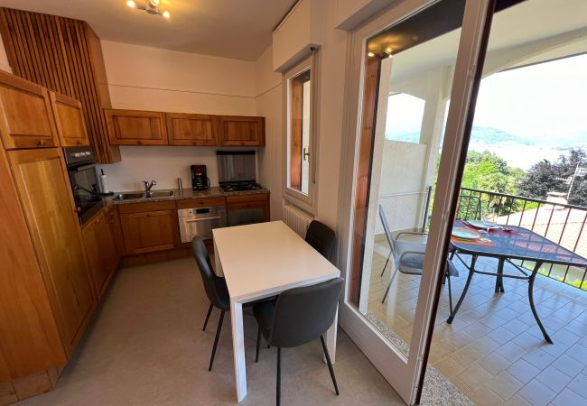 Ferienwohnung in Stresa - Marenco apartment in Stresa with lake view Ferienwohnung in Stresa - Marenco apartment in Stresa with lake view