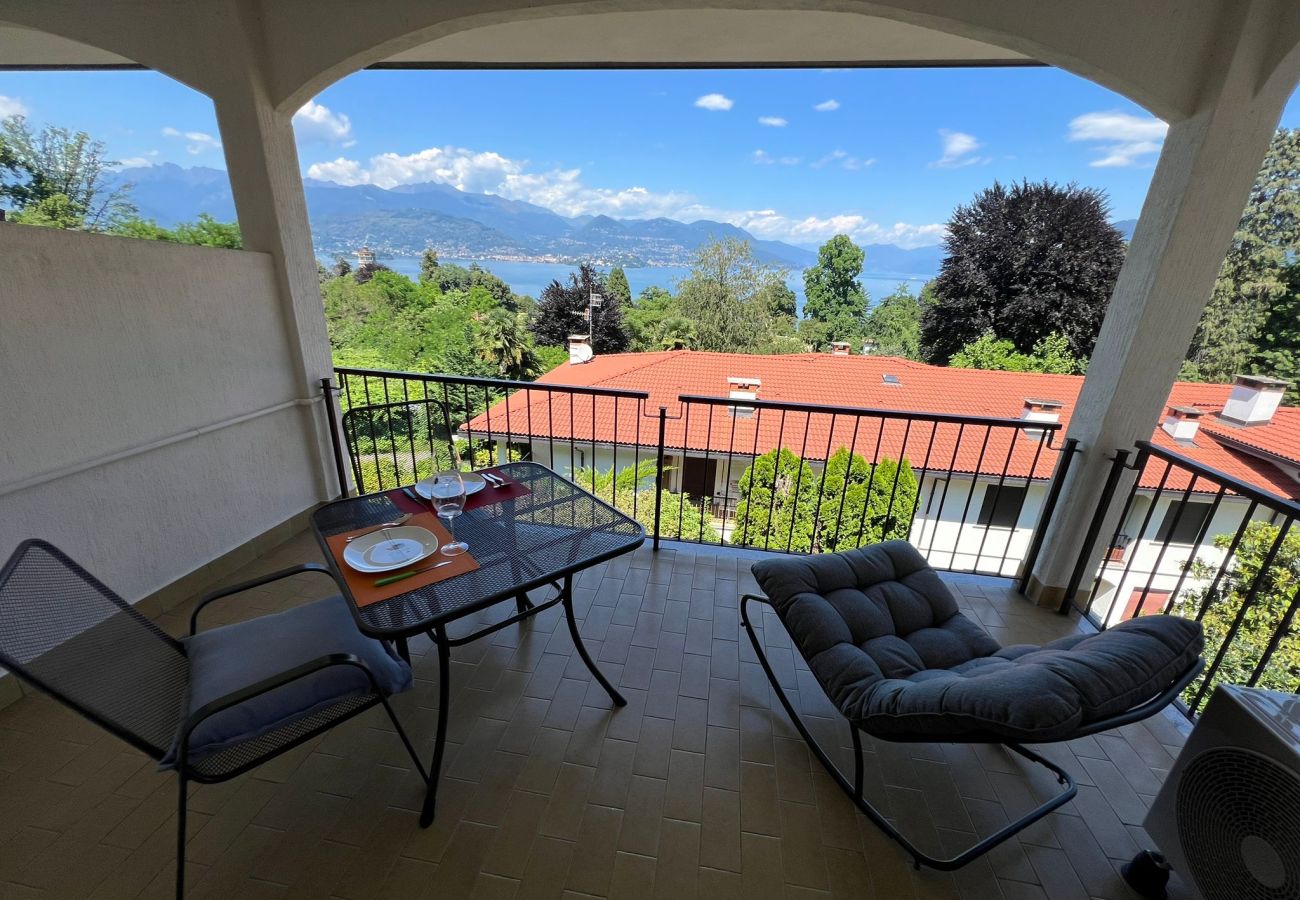 Ferienwohnung in Stresa - Marenco apartment in Stresa with lake view