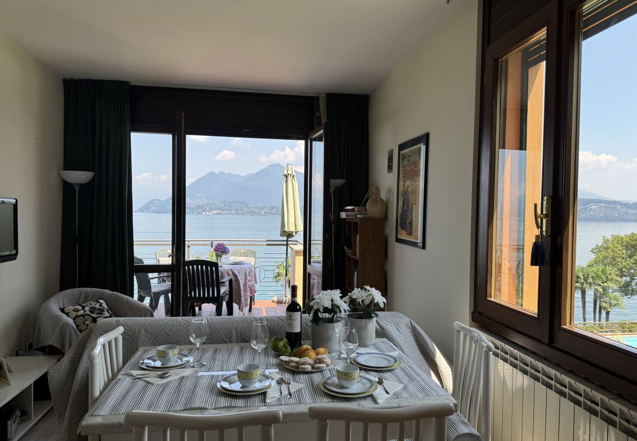 Ferienwohnung in Stresa - Marta Apartment with lake view in Stresa