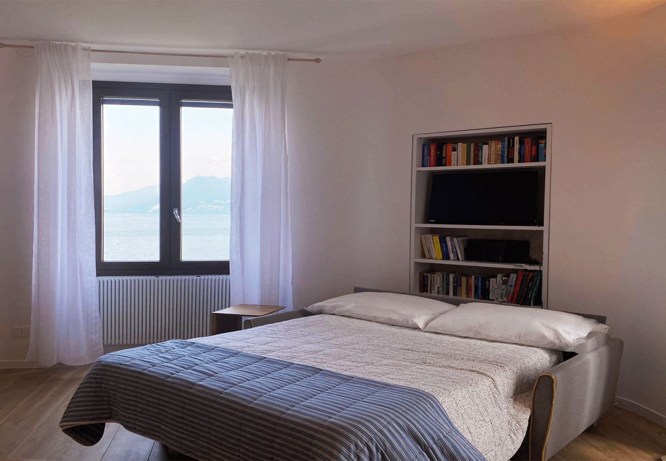 Ferienwohnung in Baveno - Eva Apartament with Lake View in Baveno