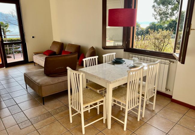 Ferienwohnung in Stresa - Magia del Lago  Apartment with terrace lake view Ferienwohnung in Stresa - Magia del Lago  Apartment with terrace lake view