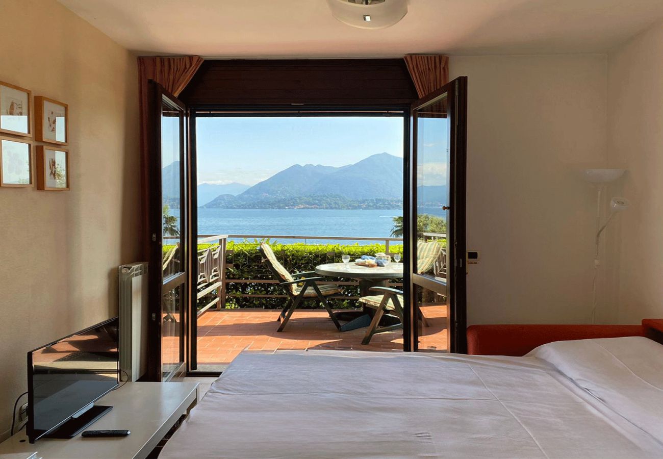 Ferienwohnung in Stresa - Magia del Lago  Apartment with terrace lake view