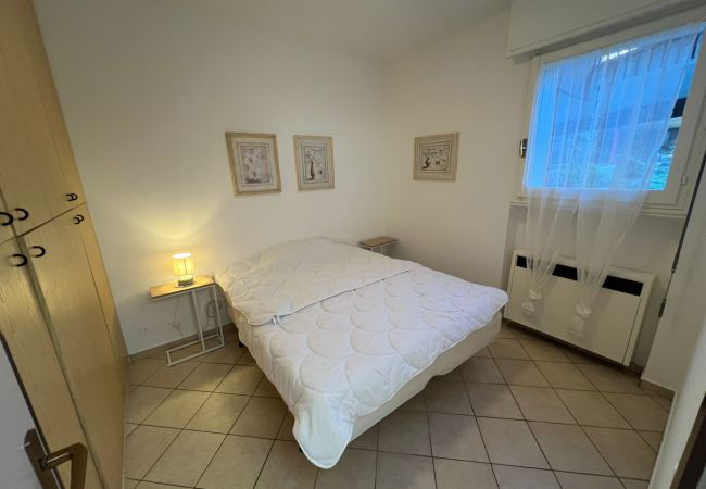 Ferienwohnung in Ghiffa - Bella Rosa Apartment in Ghiffa with lake view Ferienwohnung in Ghiffa - Bella Rosa Apartment in Ghiffa with lake view