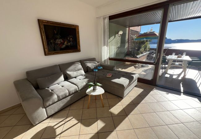 Ferienwohnung in Ghiffa - Bella Rosa Apartment in Ghiffa with lake view Ferienwohnung in Ghiffa - Bella Rosa Apartment in Ghiffa with lake view