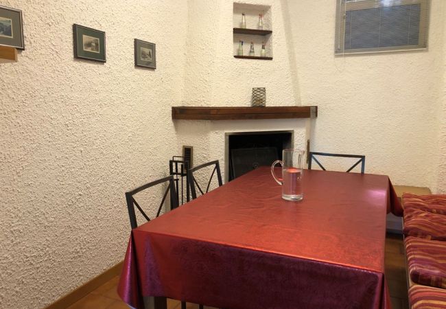 Ferienwohnung in Luino - Cordelia 9 Apartment with pool in Luino Ferienwohnung in Luino - Cordelia 9 Apartment with pool in Luino