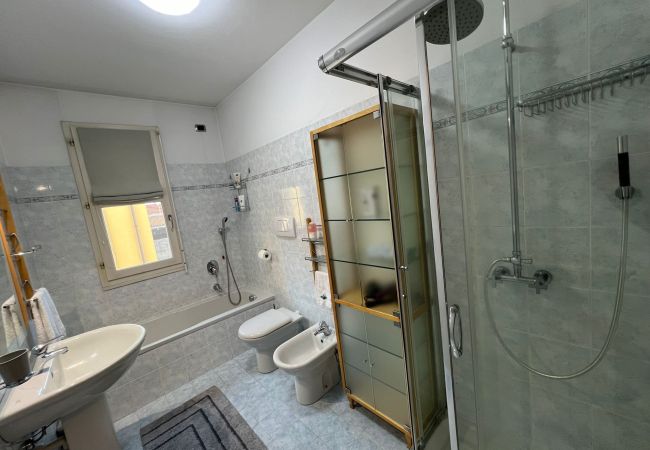 Ferienwohnung in Verbania - Giotto apartment in the center of Verbania Intra Ferienwohnung in Verbania - Giotto apartment in the center of Verbania Intra