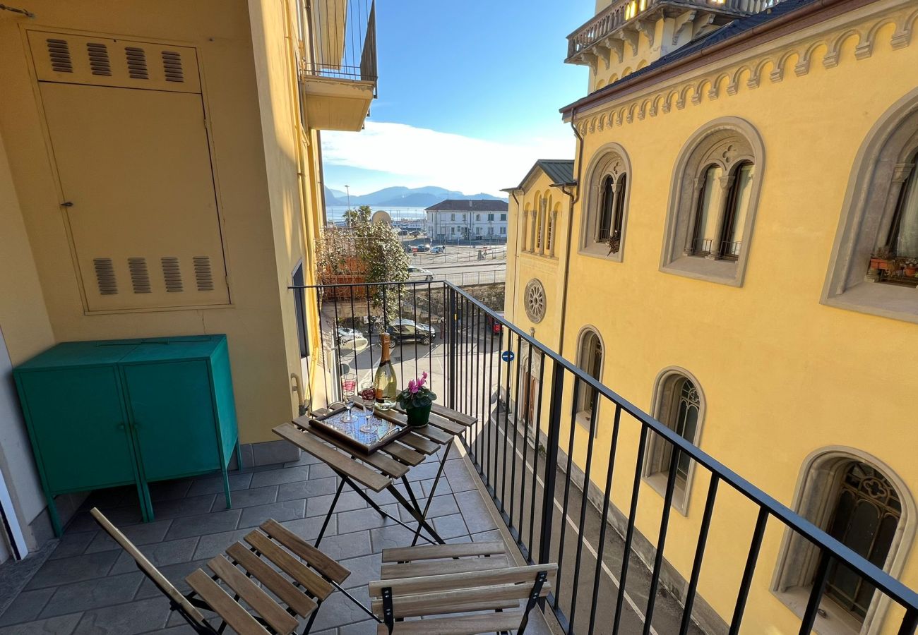 Ferienwohnung in Verbania - Giotto apartment in the center of Verbania Intra