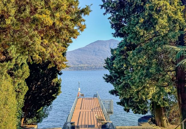 Ferienwohnung in Oggebbio - Vera apartment with wonderful terrace lake view Ferienwohnung in Oggebbio - Vera apartment with wonderful terrace lake view