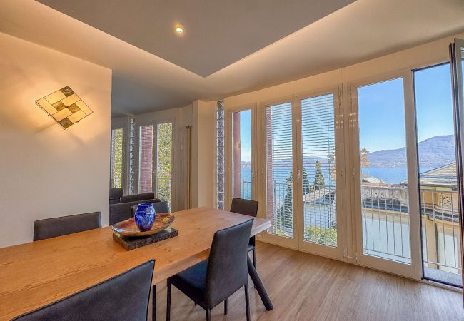 Ferienwohnung in Oggebbio - Vera apartment with wonderful terrace lake view Ferienwohnung in Oggebbio - Vera apartment with wonderful terrace lake view