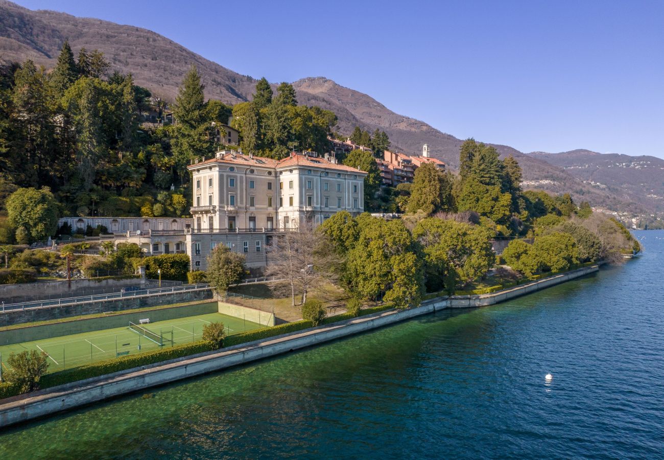 Ferienwohnung in Oggebbio - Vera apartment with wonderful terrace lake view