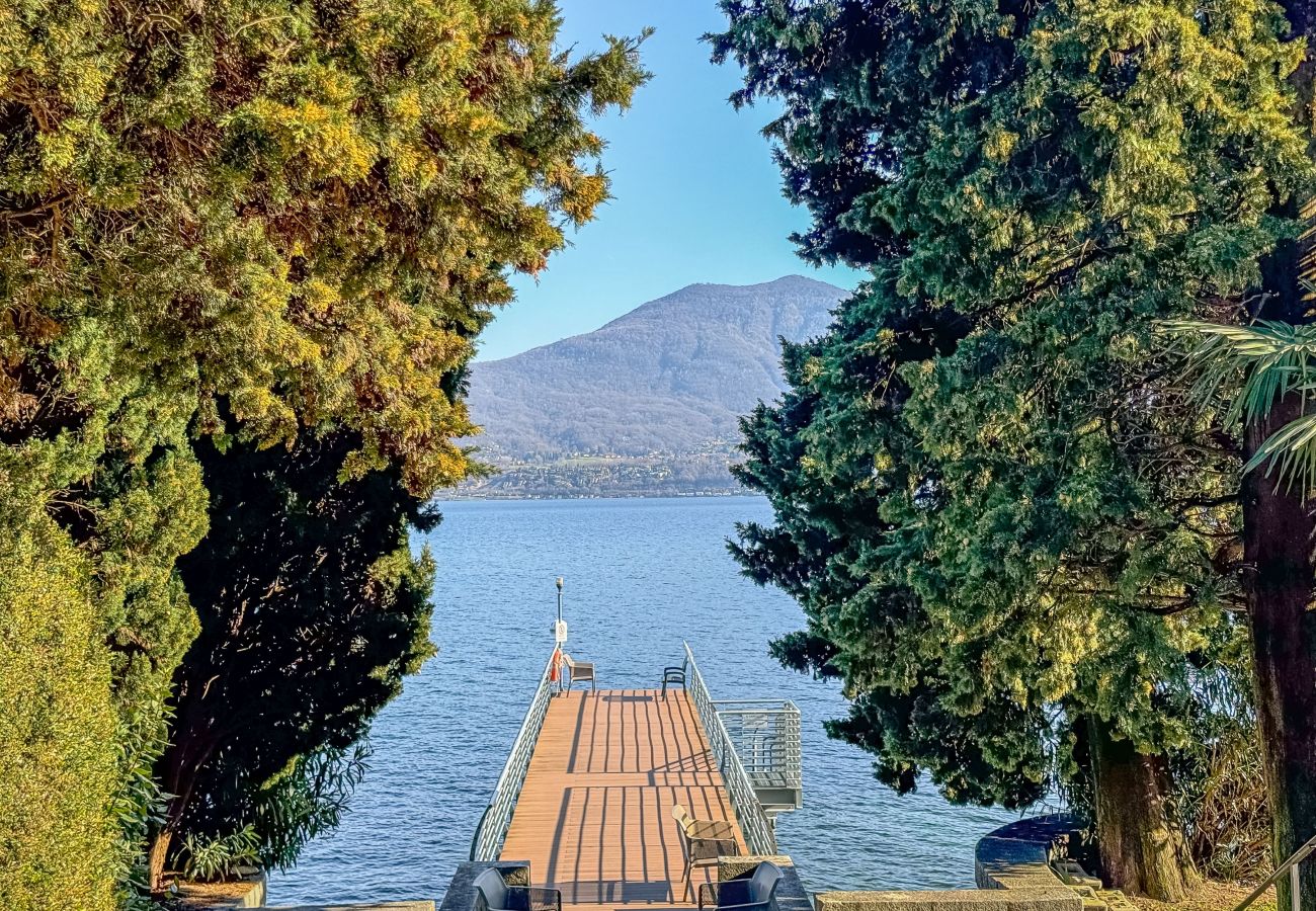 Ferienwohnung in Oggebbio - Vera apartment with wonderful terrace lake view
