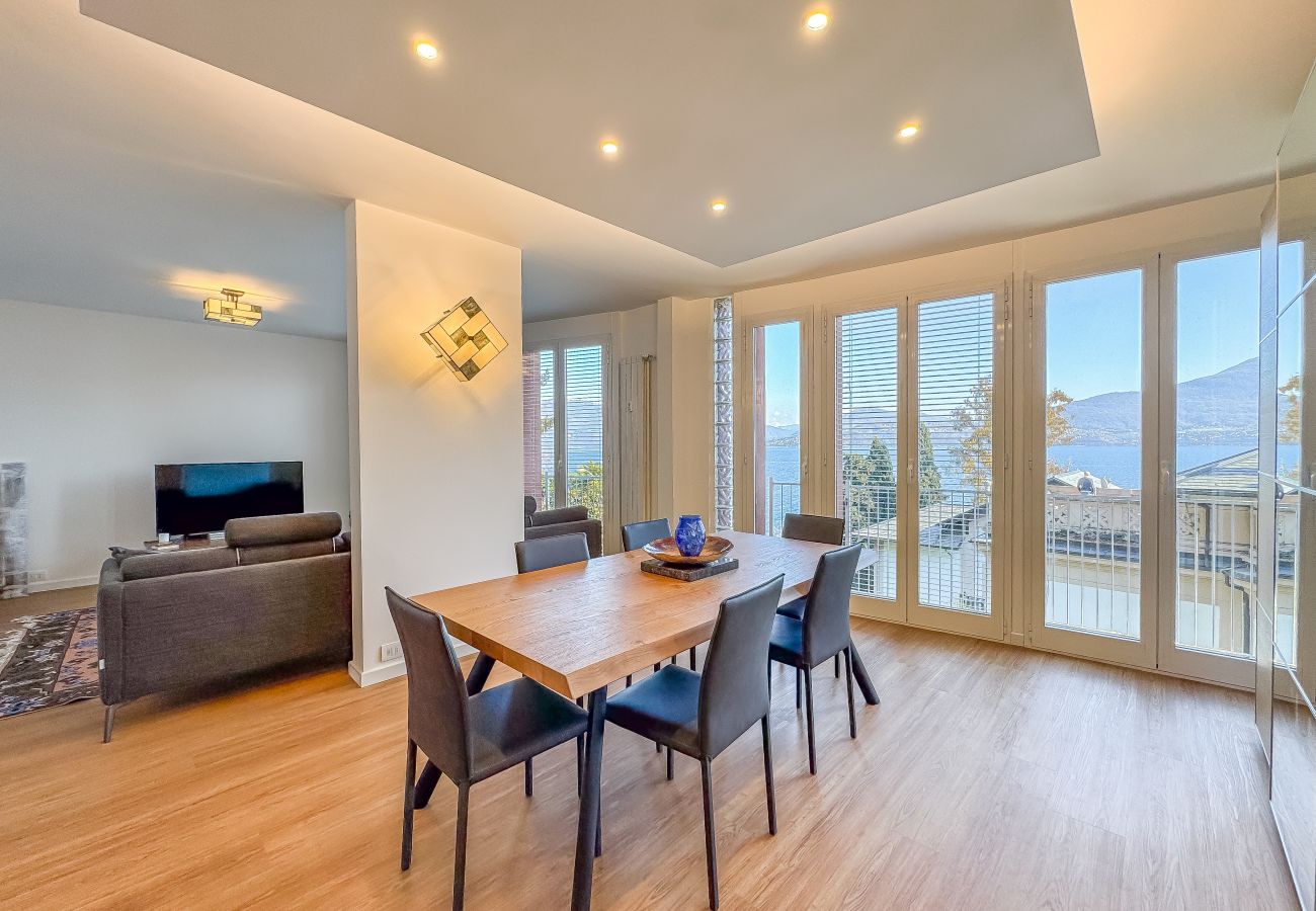Ferienwohnung in Oggebbio - Vera apartment with wonderful terrace lake view