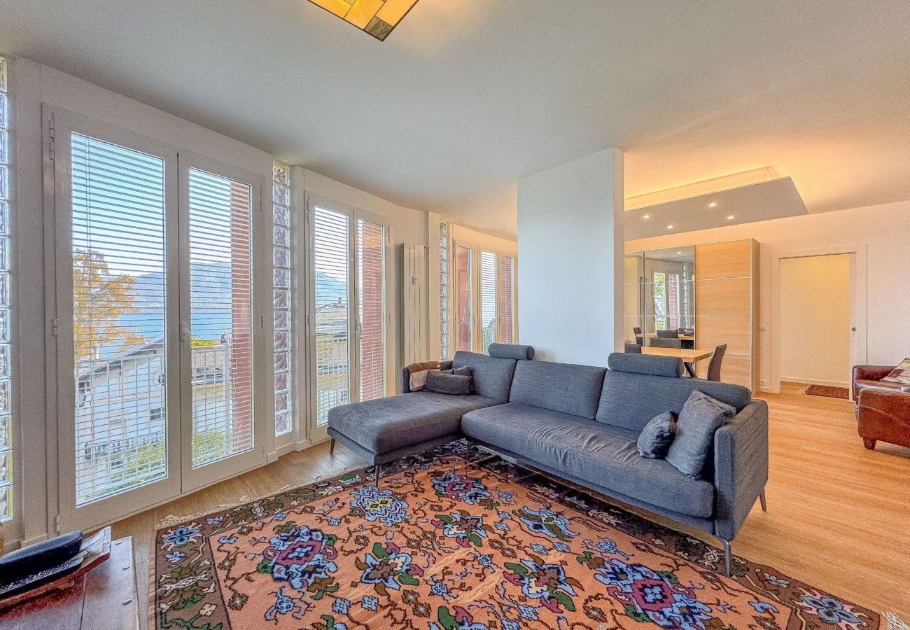 Ferienwohnung in Oggebbio - Vera apartment with wonderful terrace lake view
