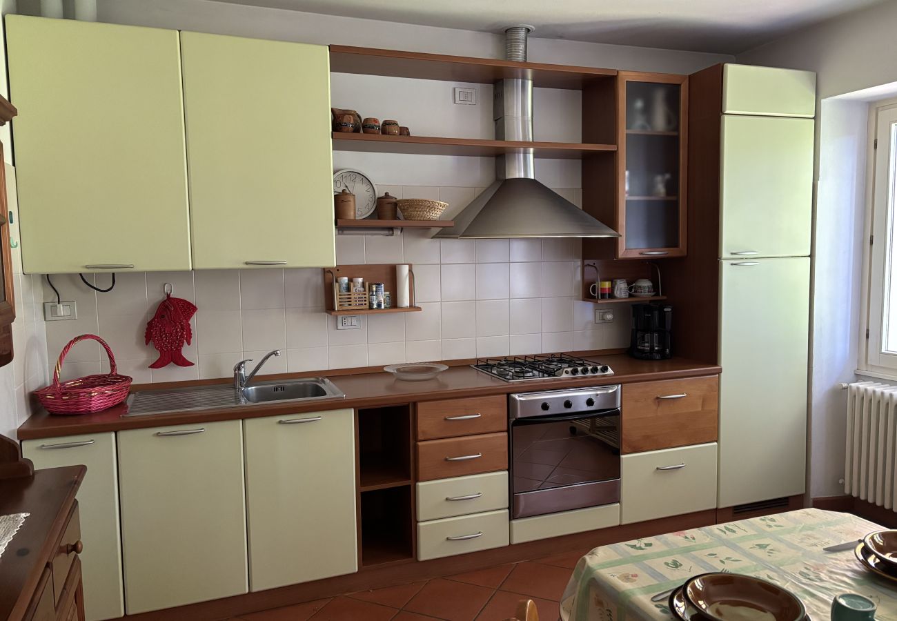 Ferienwohnung in Luino - Esther 2 apartment with balcony in Luino