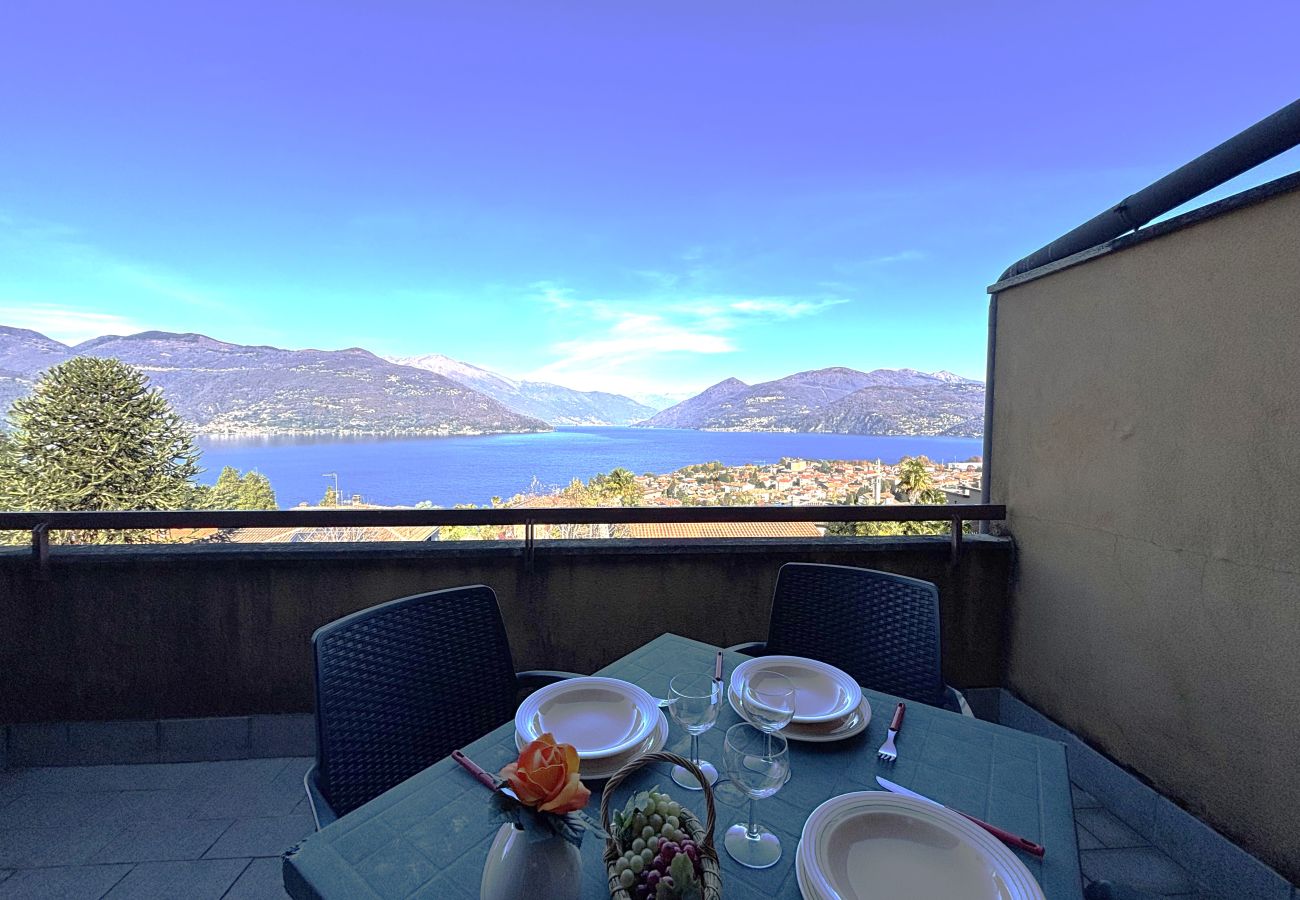 Ferienwohnung in Germignaga - Graziella 1 apartment with lake view