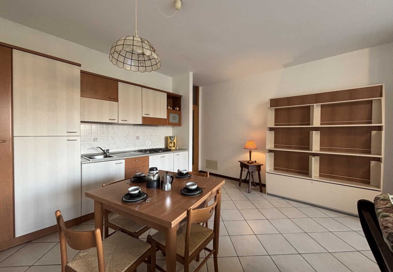 Studio in Germignaga - Farfalla 1 studio with pool in Germignaga