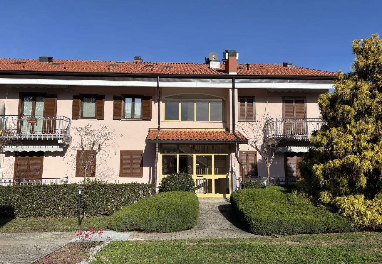 Studio in Germignaga - Farfalla 1 studio with pool in Germignaga