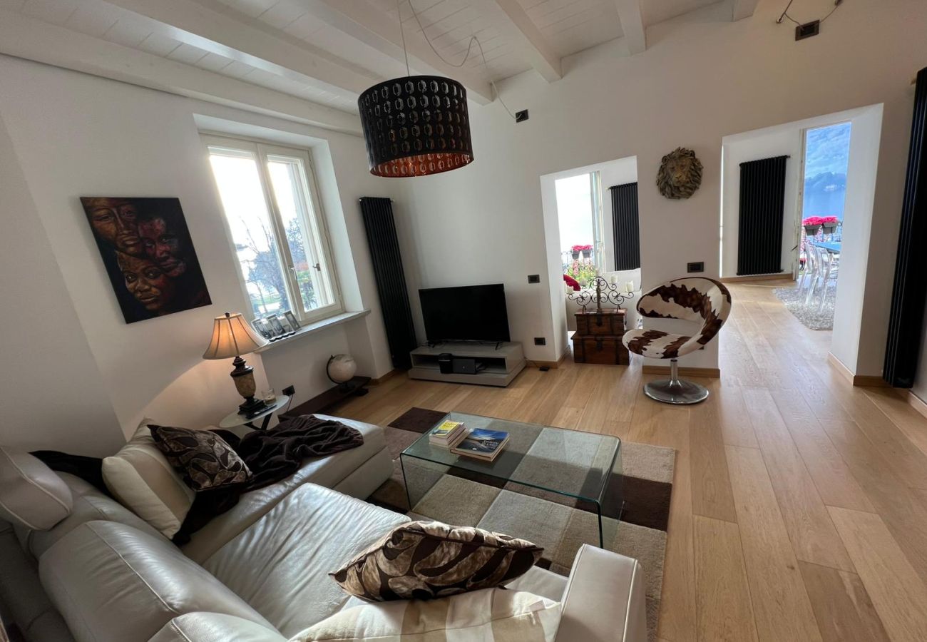 Ferienwohnung in Verbania - Charles apartment in Verbania Pallanza