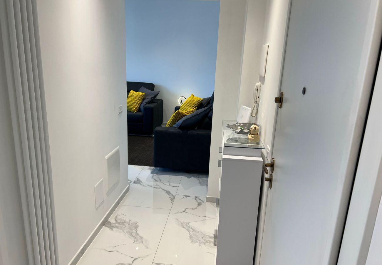 Ferienwohnung in Verbania - Zagosta apartment in Verbania with balcony