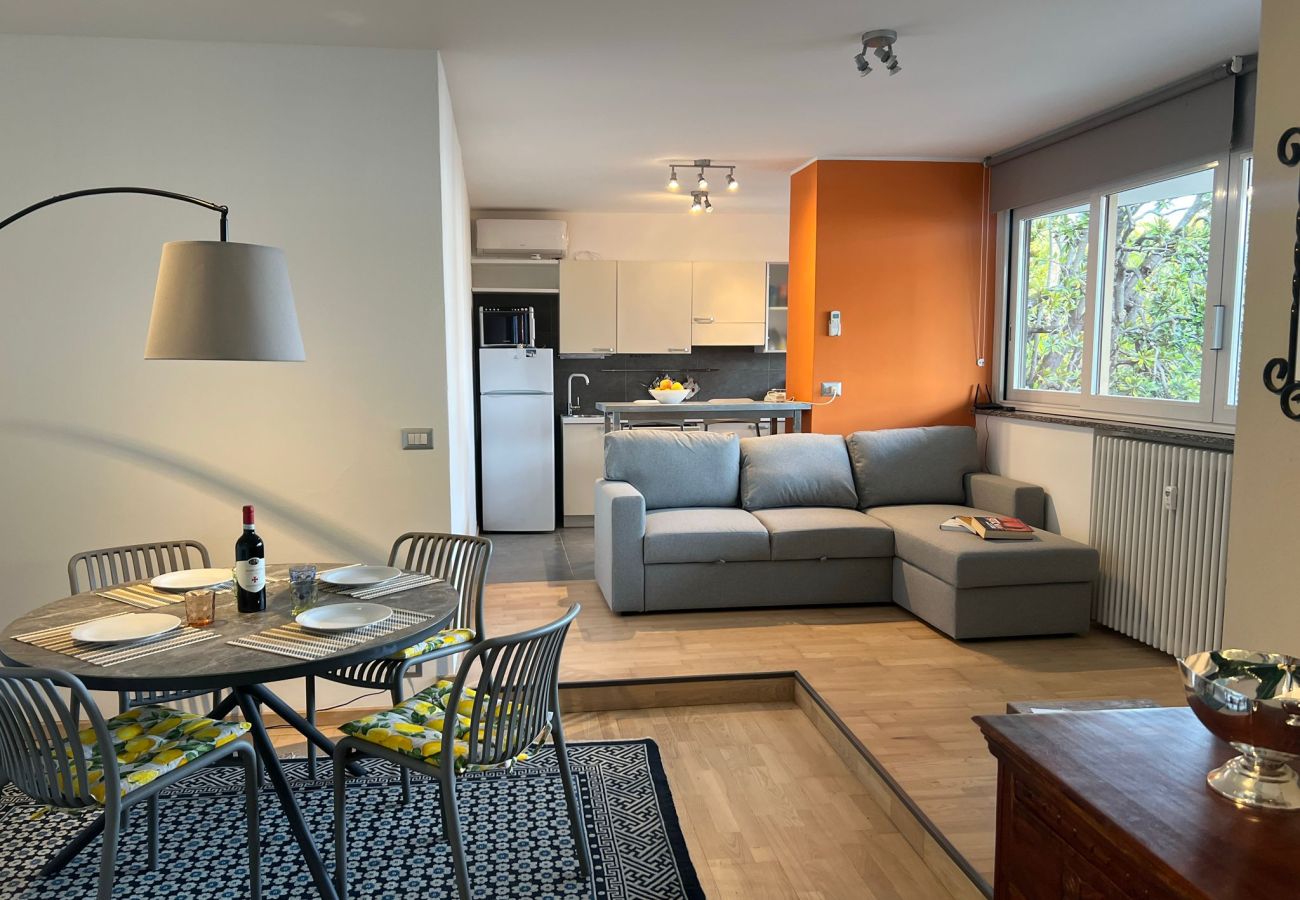 Ferienwohnung in Oggebbio - Inaya apartment in Oggebbio with pool