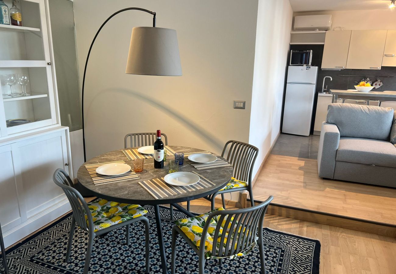 Ferienwohnung in Oggebbio - Inaya apartment in Oggebbio with pool