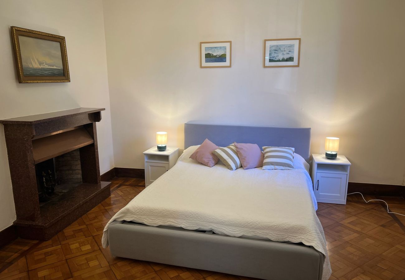 Ferienwohnung in Verbania - Emy charming apartment with pool