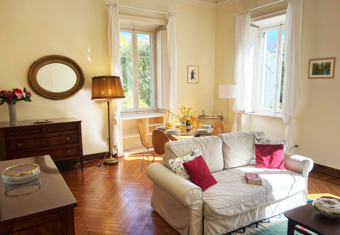 Ferienwohnung in Verbania - Emy charming apartment with pool