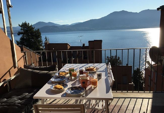  à Oggebbio - Lavinia apartment in Oggebbio with lake view