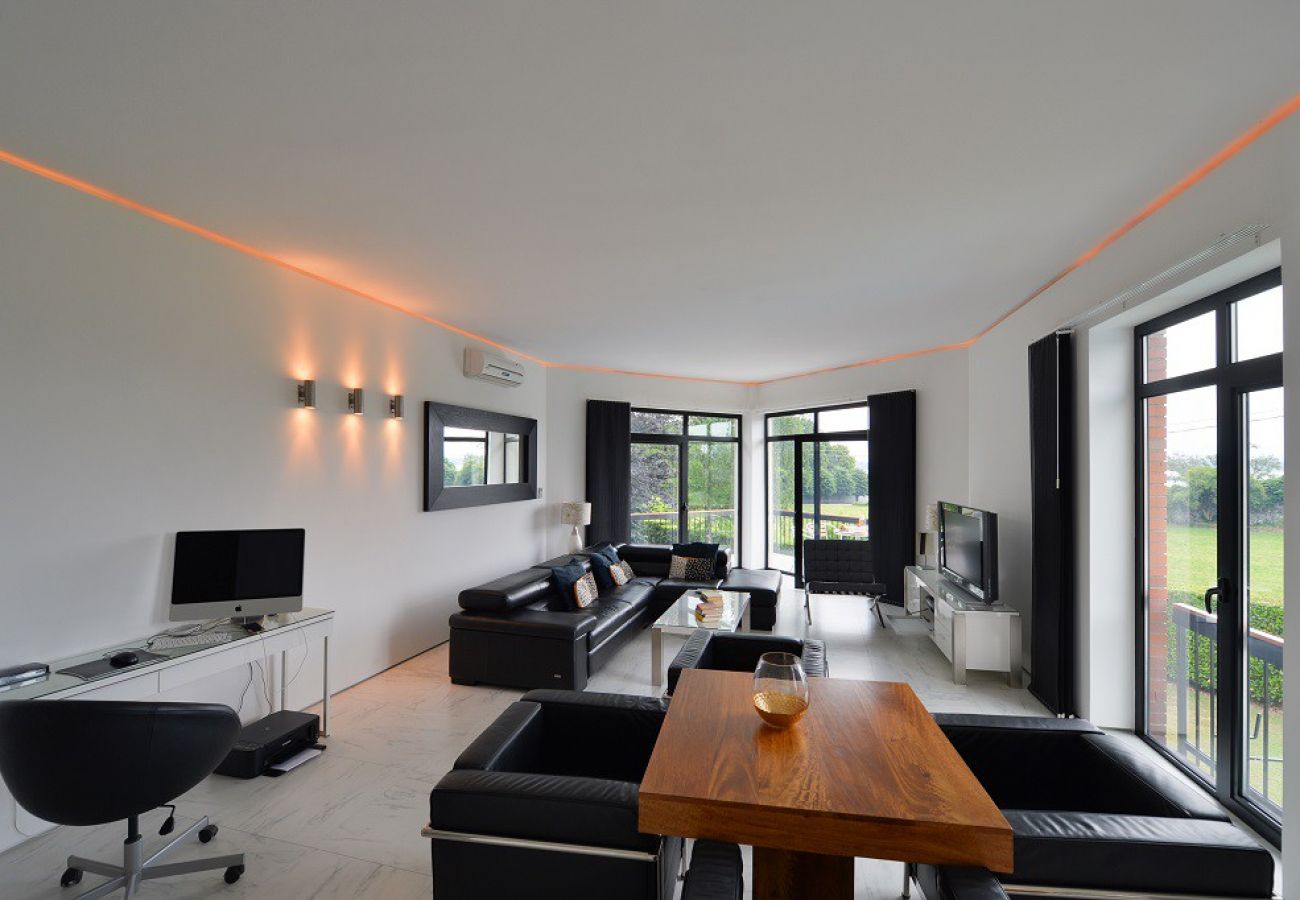 Villa à Lesa - Aurora Villa with pool in Lesa