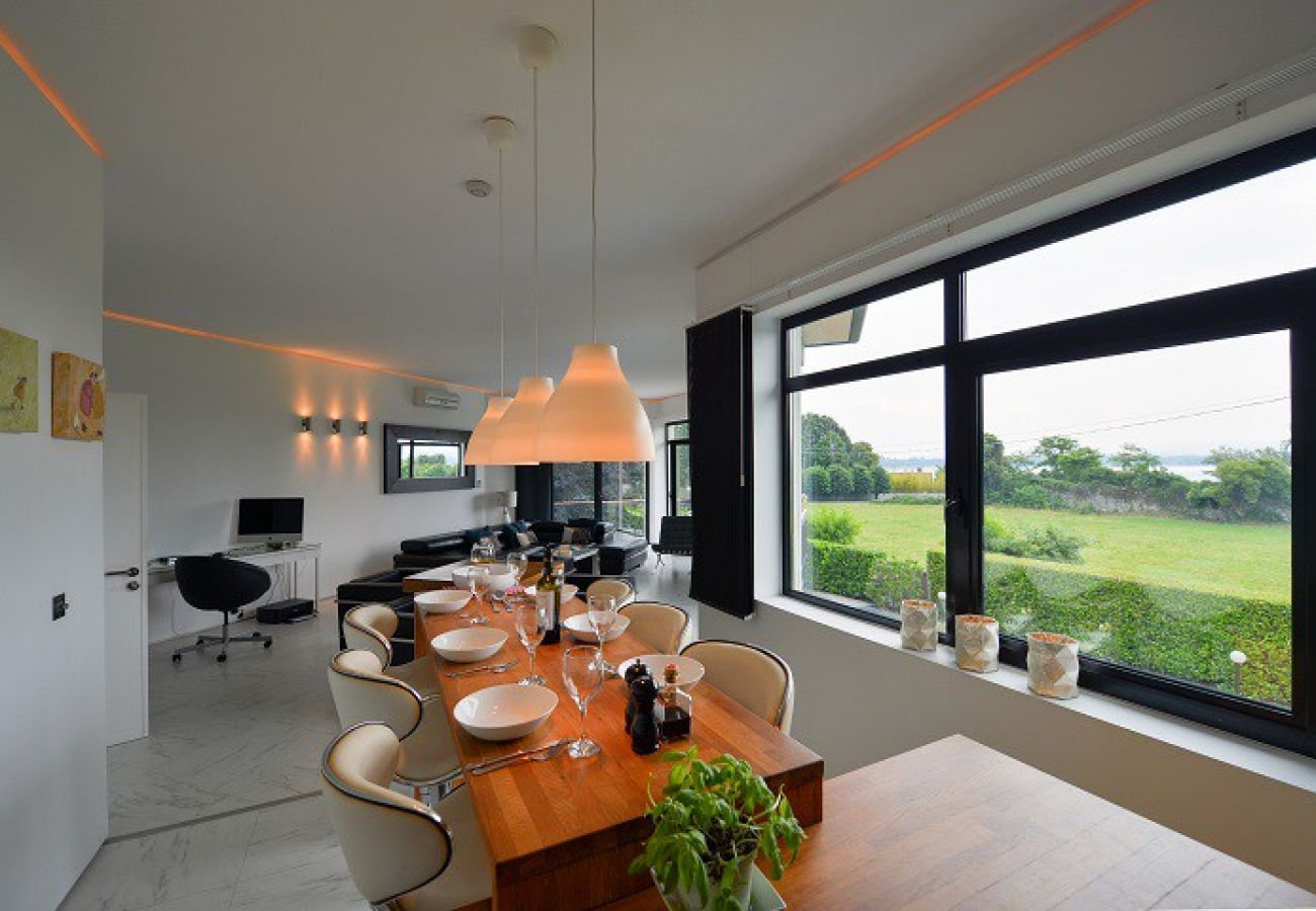 Villa à Lesa - Aurora Villa with pool in Lesa