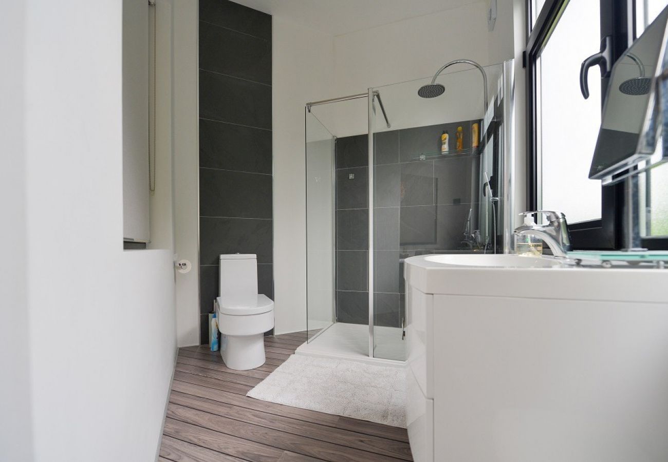 Villa à Lesa - Aurora Villa with pool in Lesa