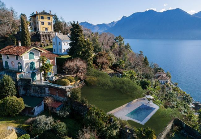 villa à Verbania - Charming villa Il Motto with pool