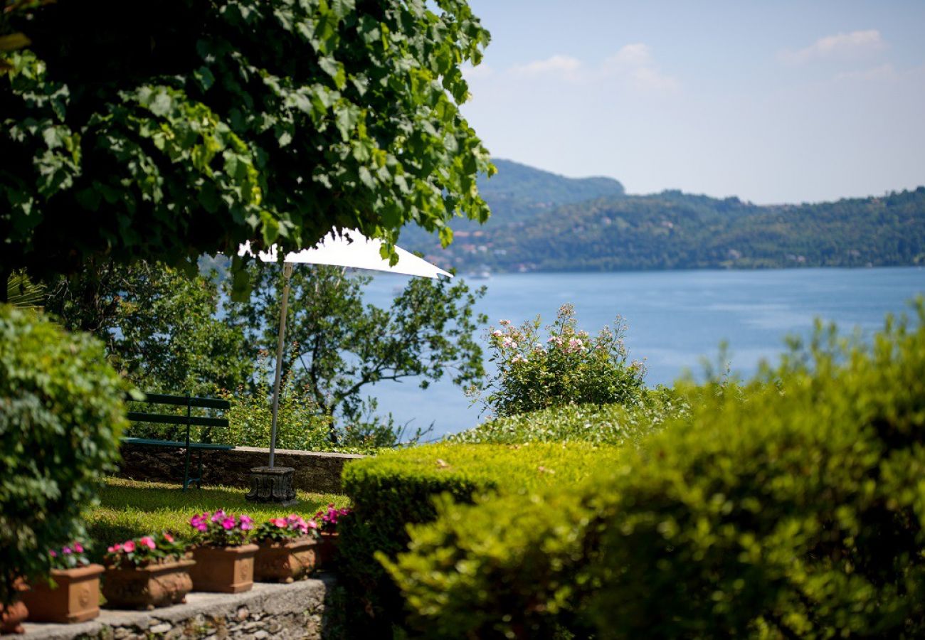 Villa à Verbania - Il Motto villa with big garden and lake view