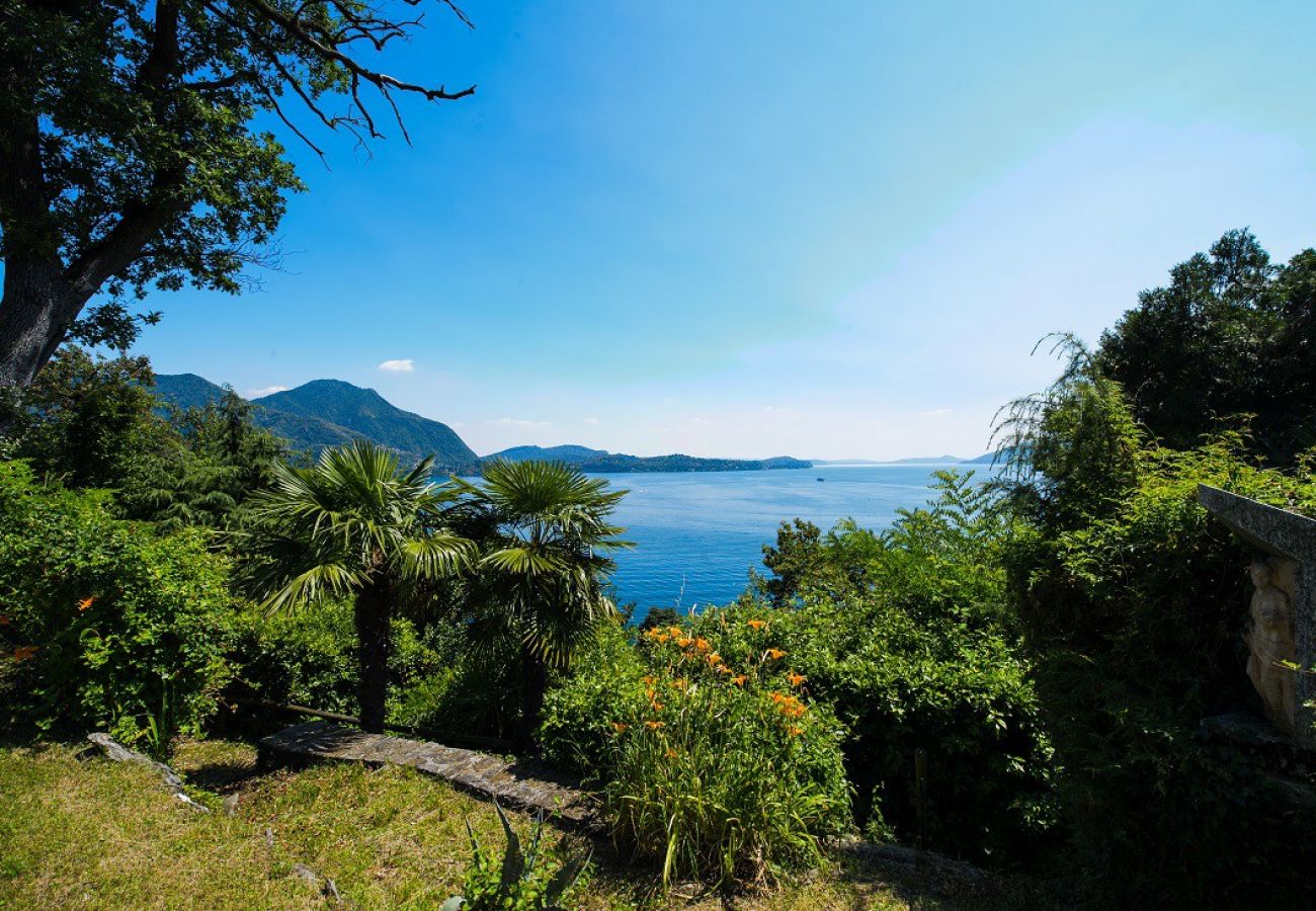 Villa à Verbania - Il Motto villa with big garden and lake view