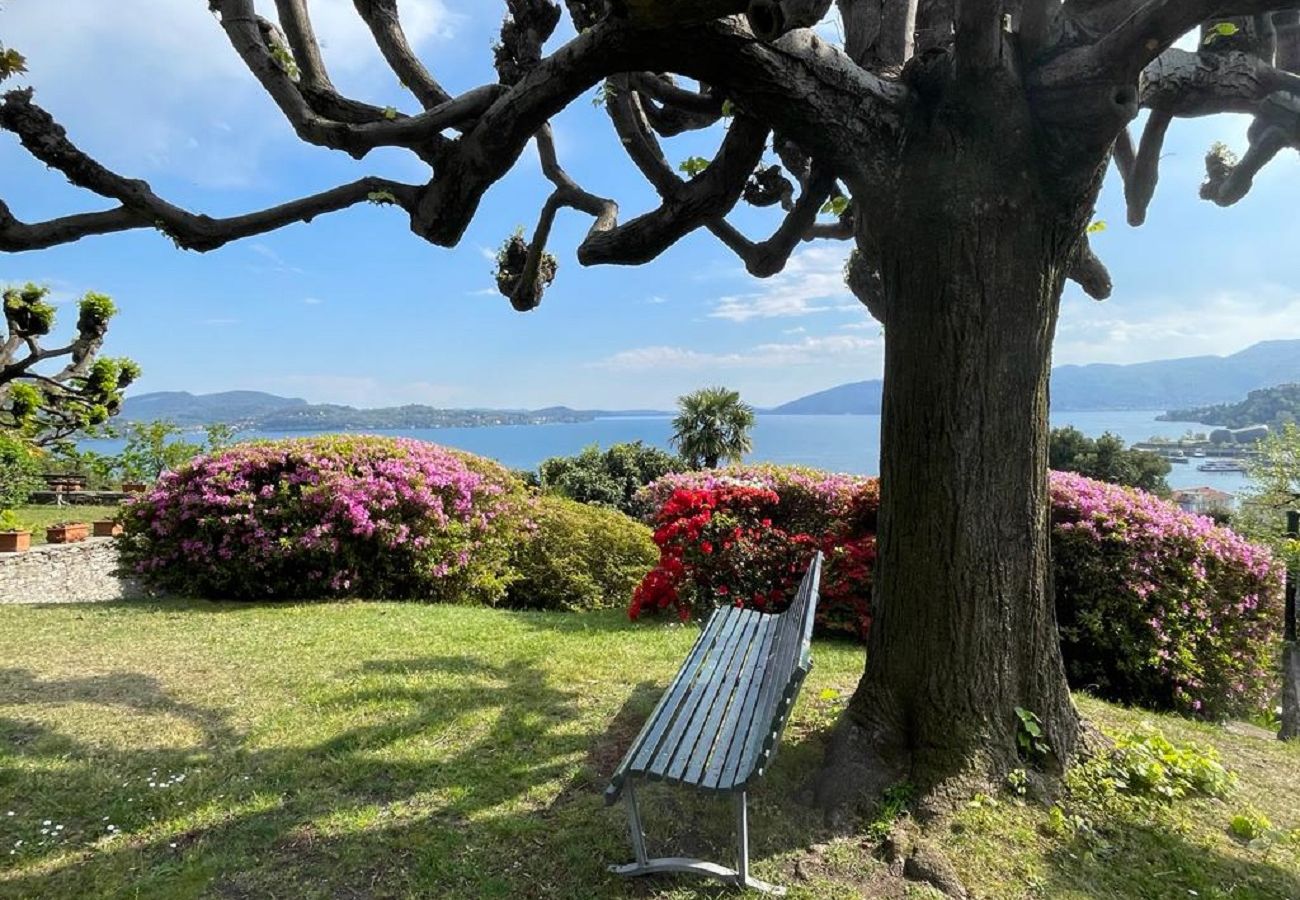 Villa à Verbania - Il Motto villa with big garden and lake view