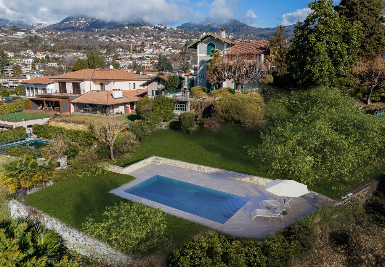 Villa à Verbania - Charming villa Il Motto with pool