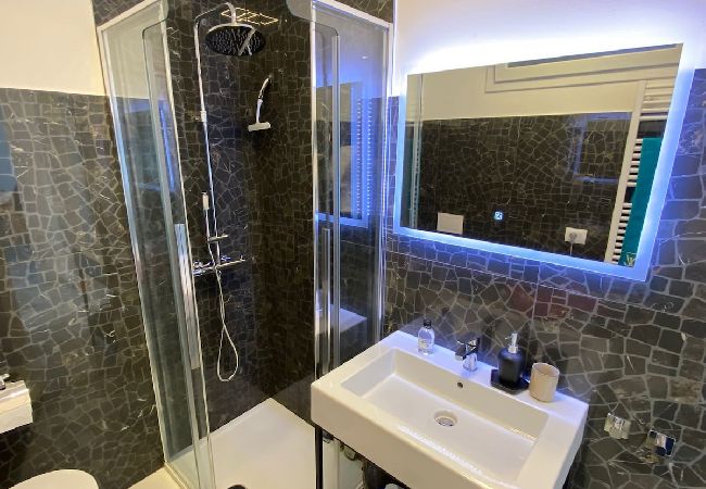 Appartement à Baveno - Amadeus apartment with lake view in Baveno Appartement à Baveno - Amadeus apartment with lake view in Baveno